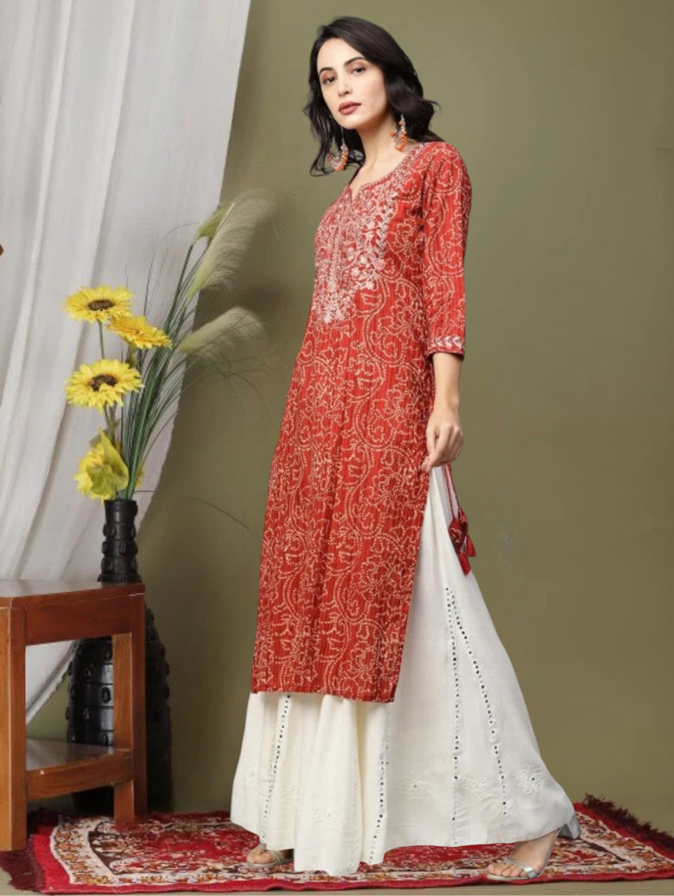 Women Printed, Embroidered Viscose Rayon Straight Kurta  (Red)