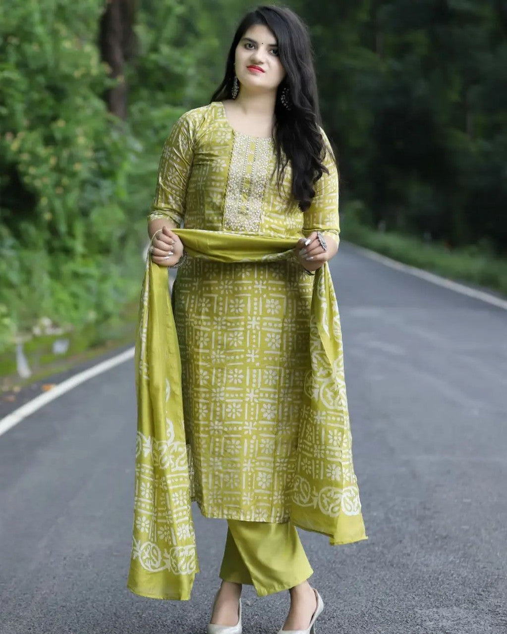 Women Cotton Rayon Kurta Pant Dupatta Set