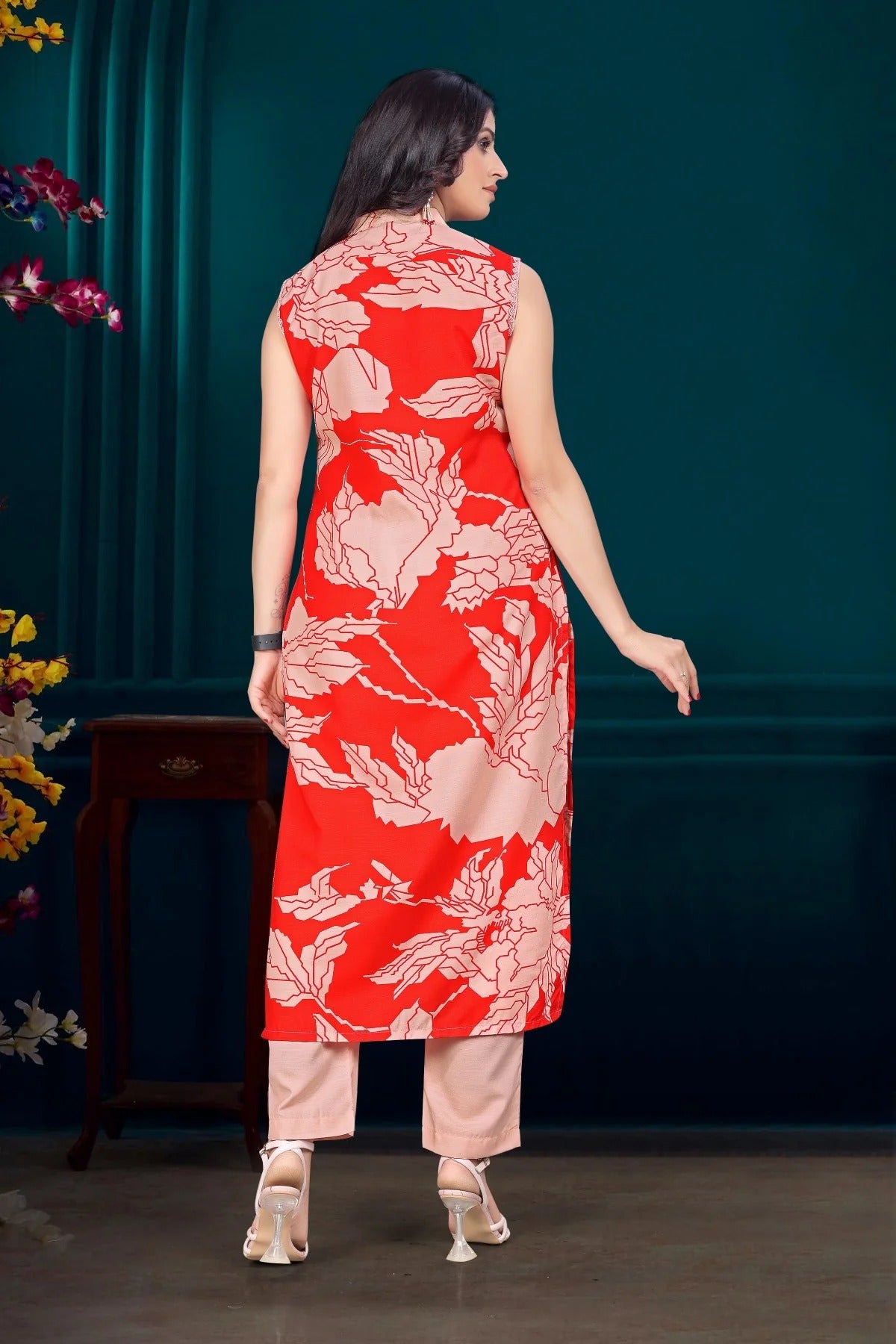 Red & Peach Abstract Printed Cotton Blend Kurta Set with Tie-Up Neck and Solid Dupatta